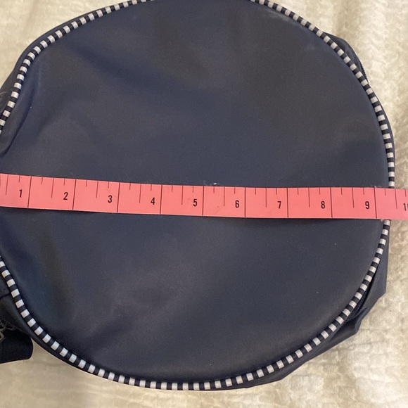 Estée Lauder 3-piece Travel Makeup, Storage, Toiletries Bag Set, Navy and White - Picture 13 of 16